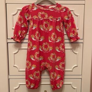 EUC The Beaufort Bonnet Company Bows and Berries Hamptons Hot Pink Romper 0-3M